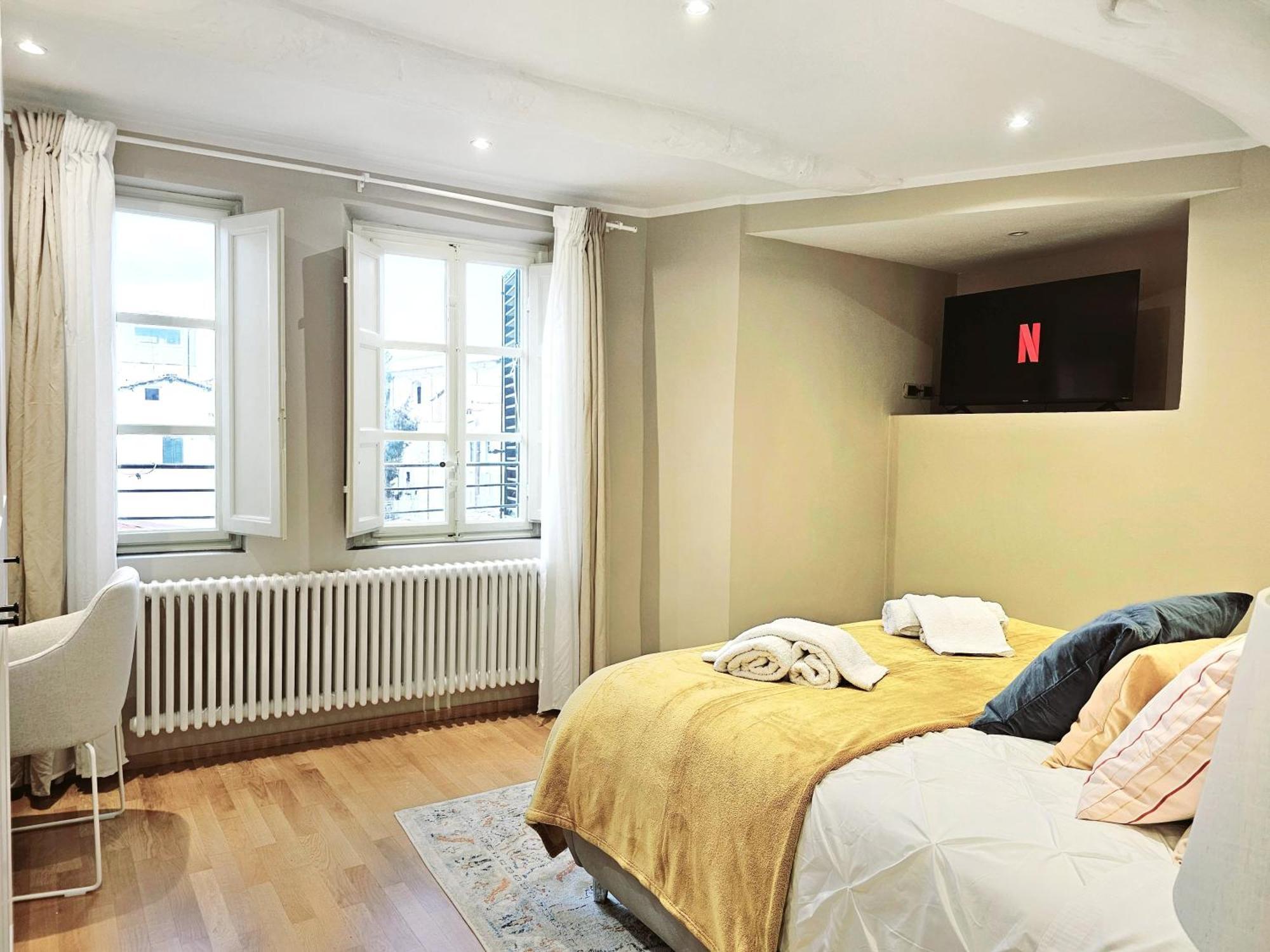 Charming Apartment In The Centre Of Lucca! Bagian luar foto